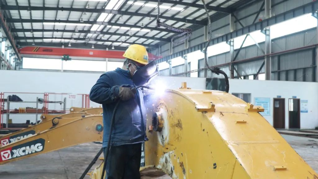 不負(fù)當(dāng)“夏”——致敬每一份高溫下的堅守